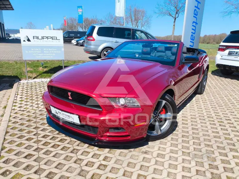 2013 Ford MUSTANG