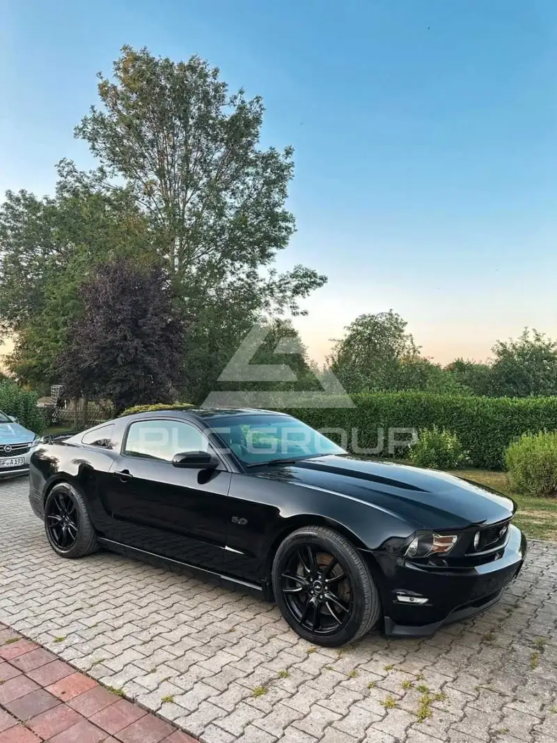 2012 Ford MUSTANG