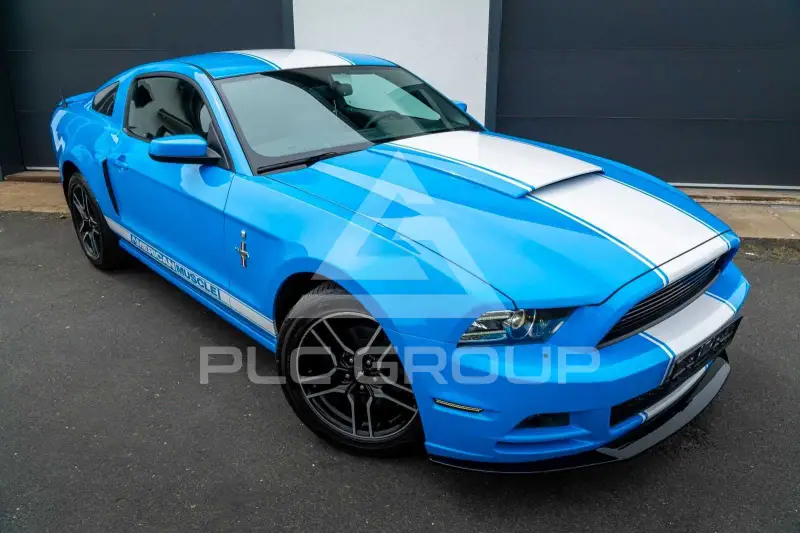 2013 Ford MUSTANG