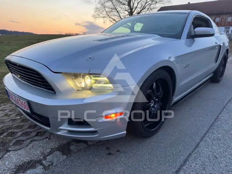 2013 Ford MUSTANG