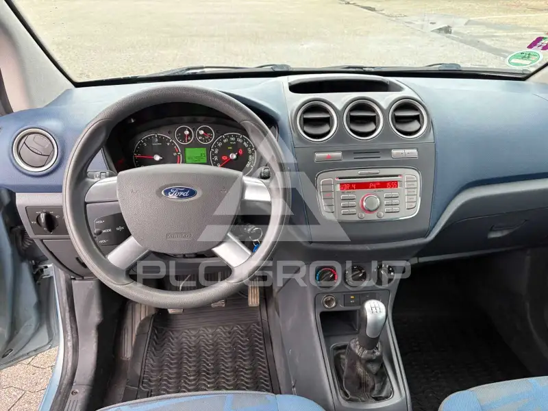 2013 Ford Tourneo