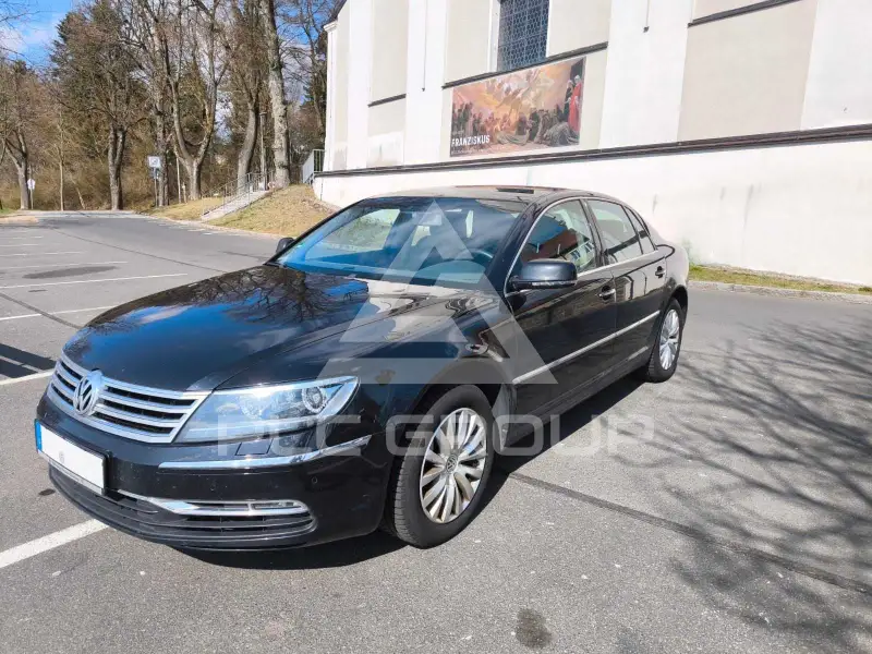 2013 Volkswagen PHAETON