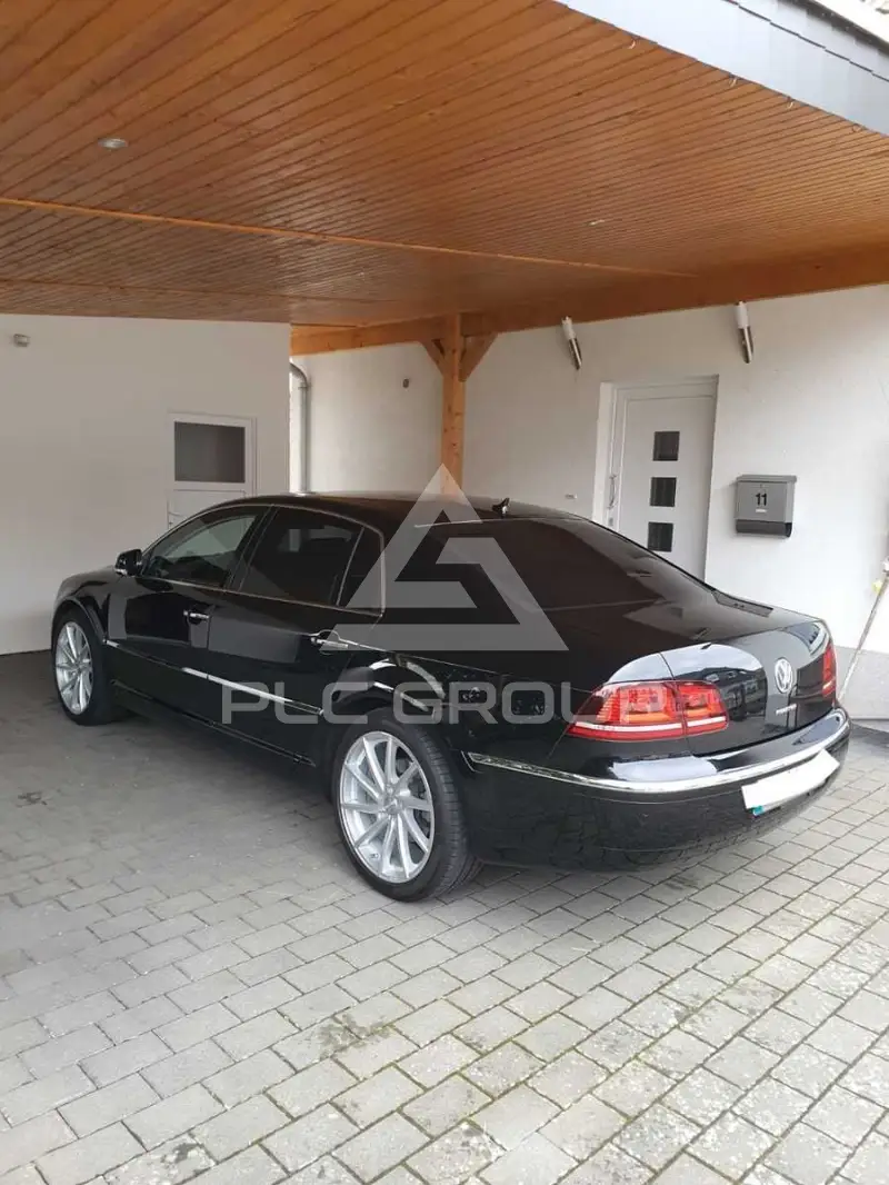 2013 Volkswagen PHAETON
