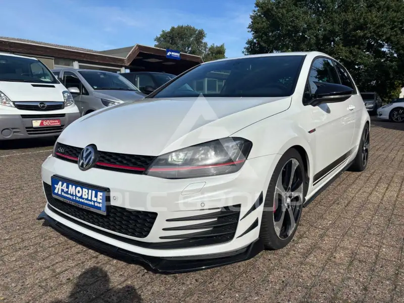 2013 Volkswagen GOLF