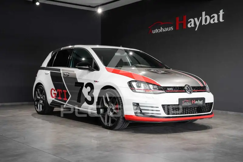 2013 Volkswagen GOLF
