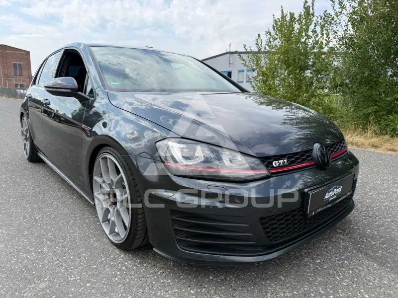 2013 Volkswagen GOLF