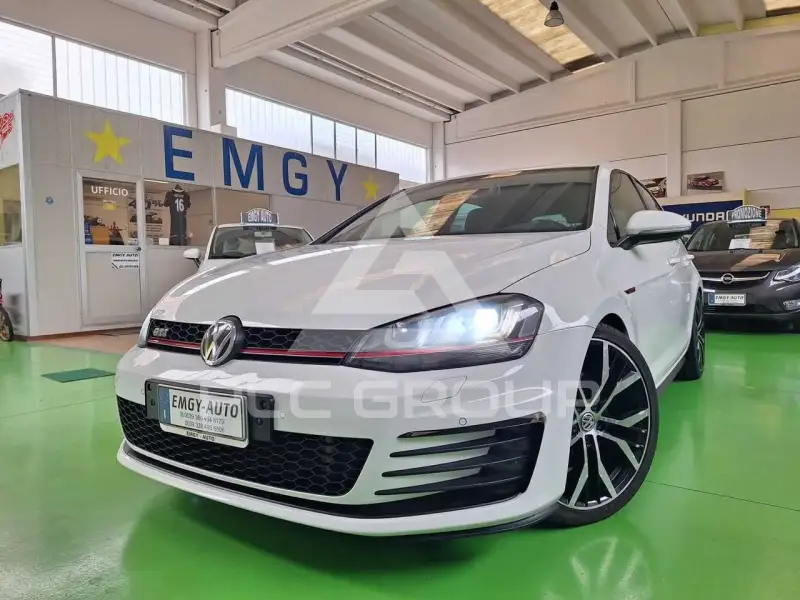 2013 Volkswagen GOLF