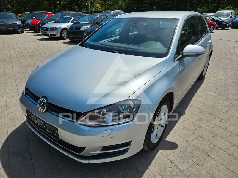 2013 Volkswagen GOLF