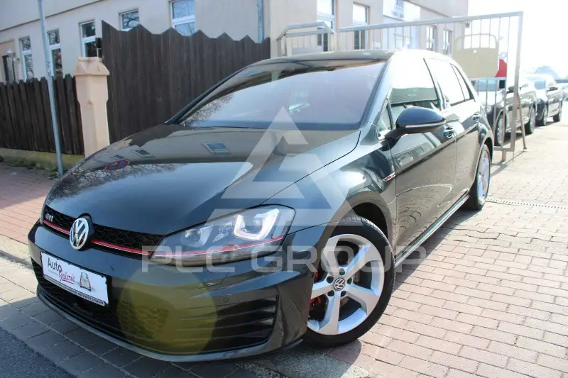 2013 Volkswagen GOLF
