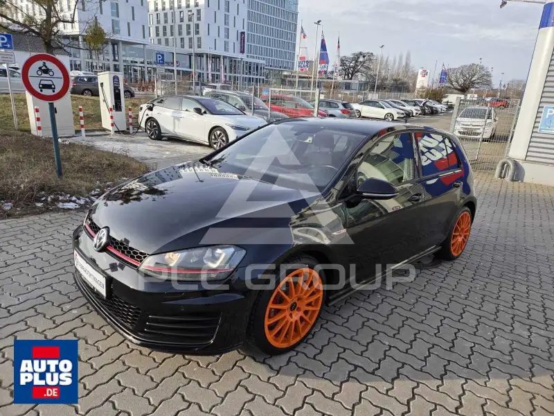 2013 Volkswagen GOLF