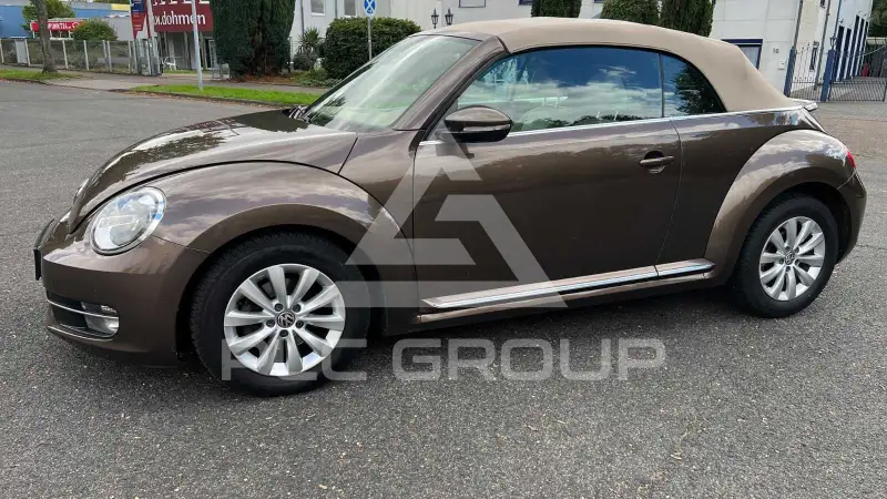 2013 Volkswagen BEETLE