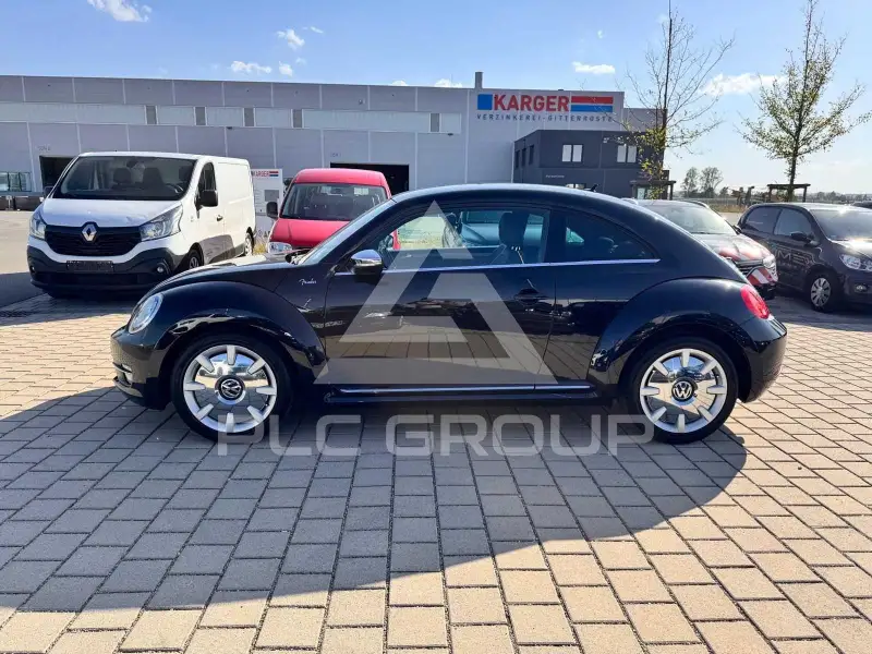 2013 Volkswagen BEETLE