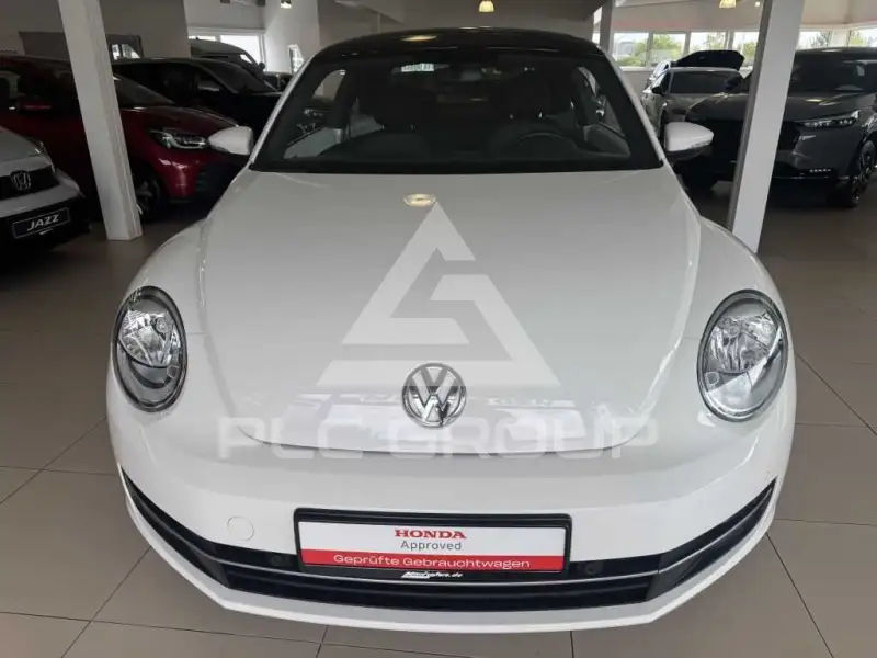 2013 Volkswagen BEETLE