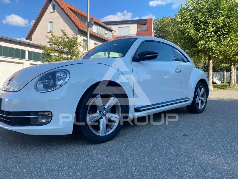 2013 Volkswagen BEETLE