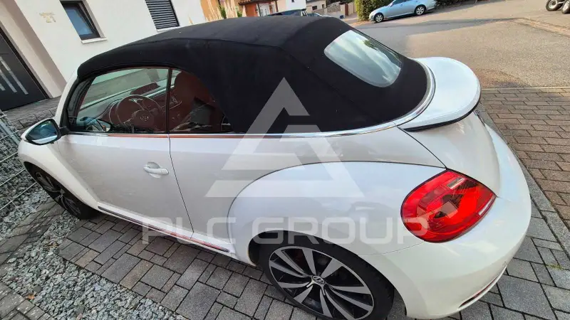 2013 Volkswagen BEETLE