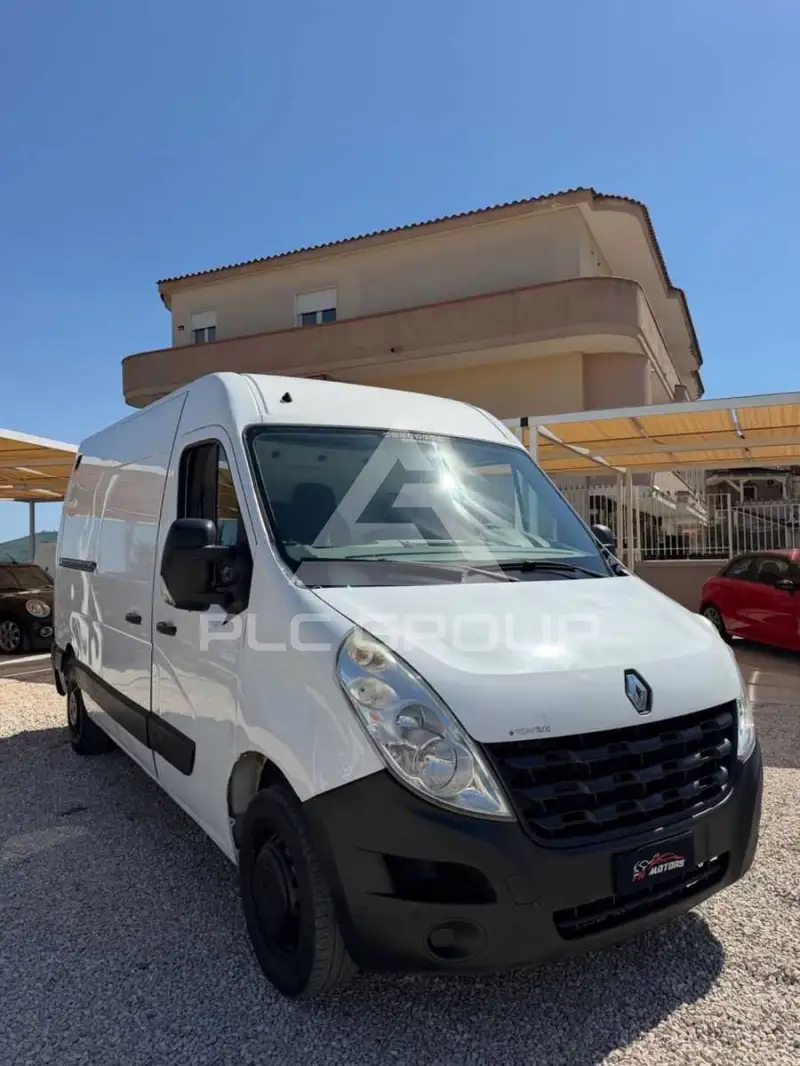 2013 Renault Master