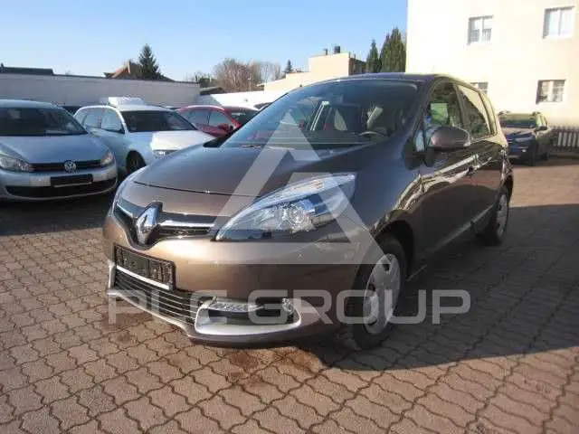 2013 Renault Scenic