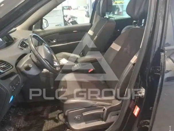2013 Renault Grand Scenic
