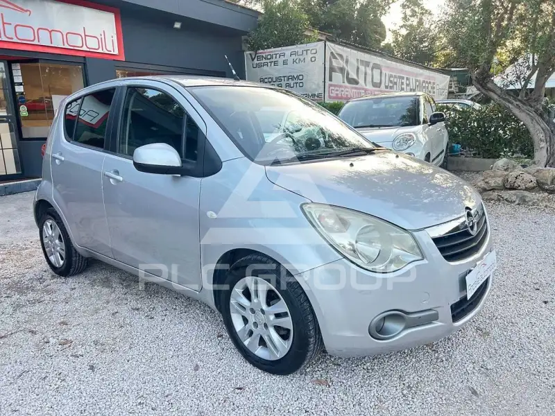 2013 Opel AGILA