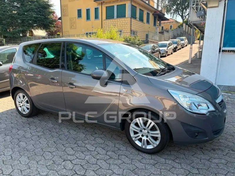 2013 Opel MERIVA