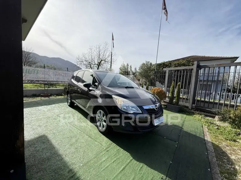 2013 Opel MERIVA