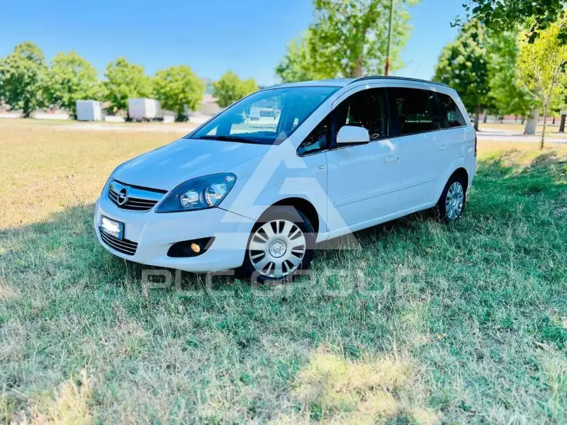 2013 Opel ZAFIRA