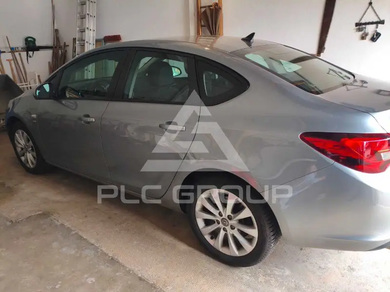 2013 Opel Astra