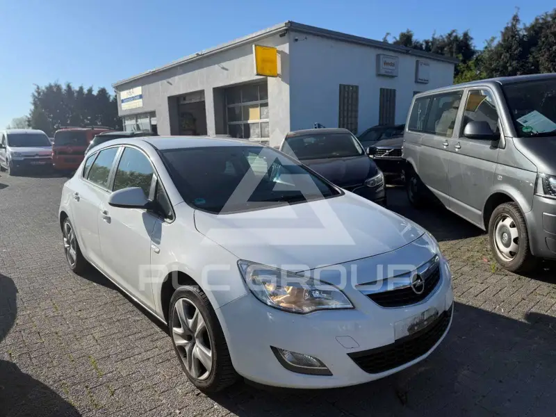 2013 Opel Astra