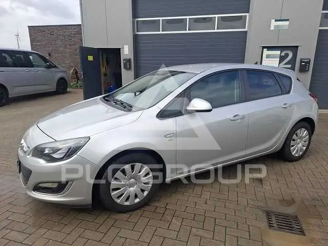 2013 Opel Astra