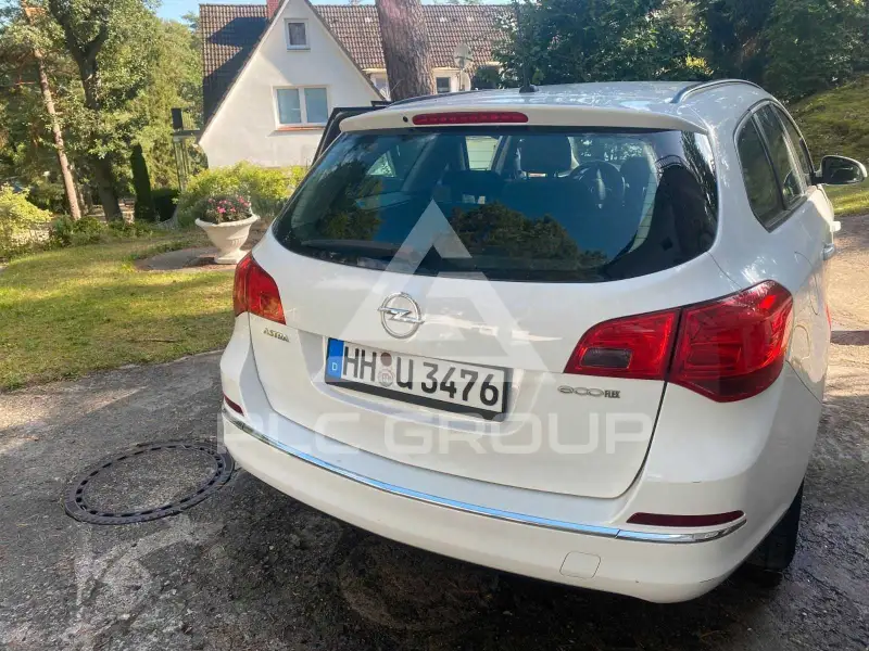 2013 Opel Astra