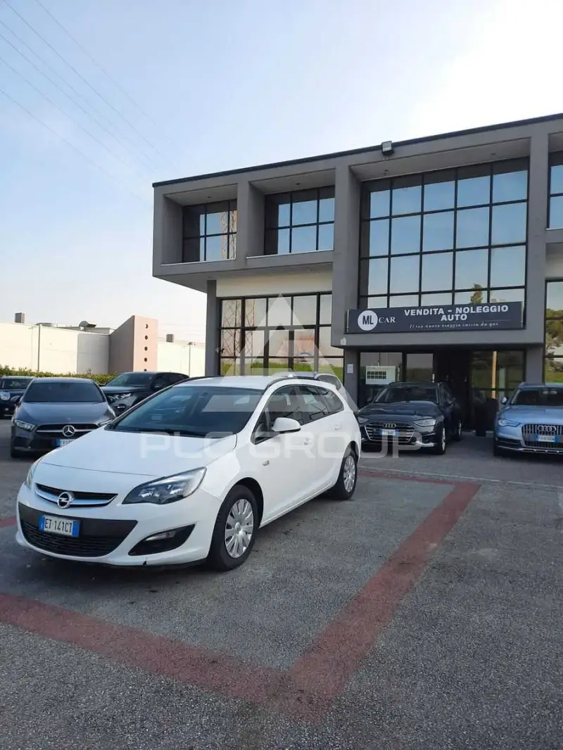 2013 Opel Astra