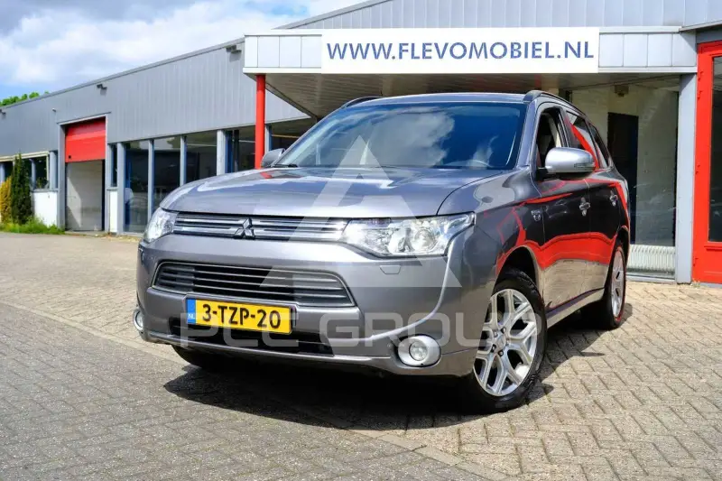 2014 Mitsubishi OUTLANDER