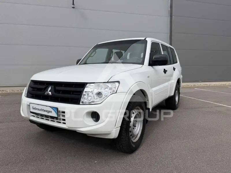 2014 Mitsubishi PAJARO