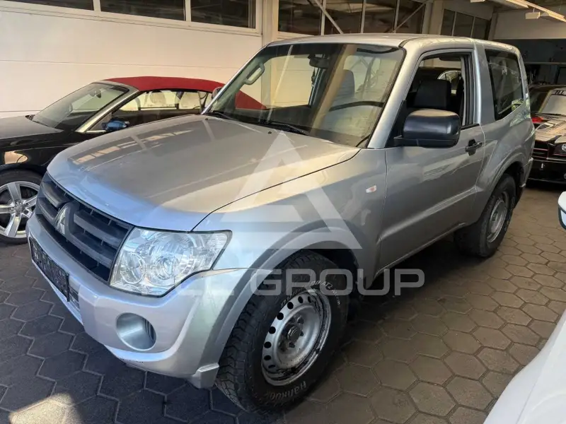 2014 Mitsubishi PAJARO