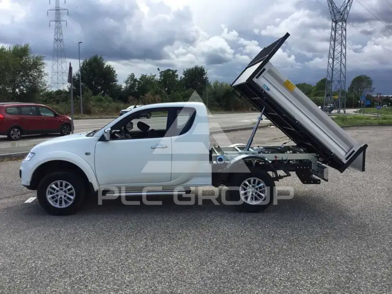 2014 Mitsubishi L200