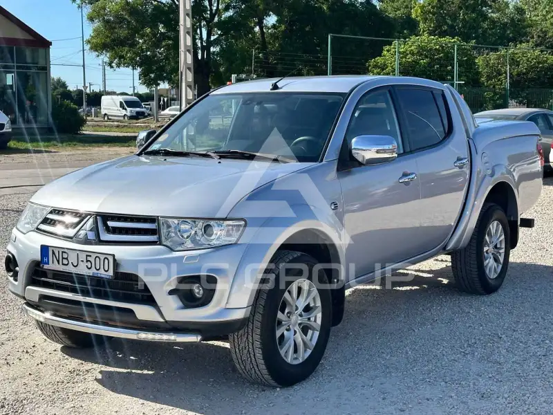 2014 Mitsubishi L200