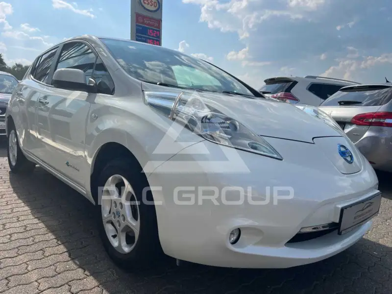 2014 Nissan LEAF