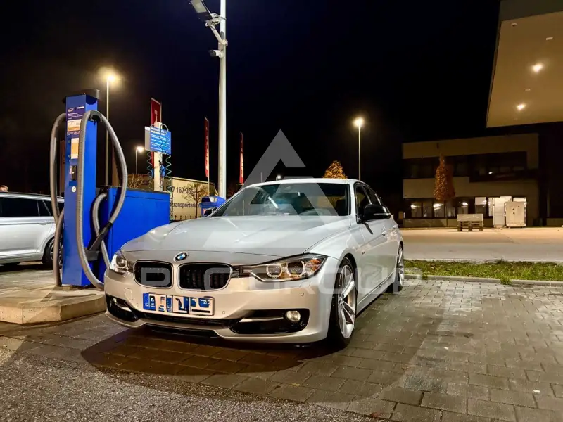 2014 BMW 325