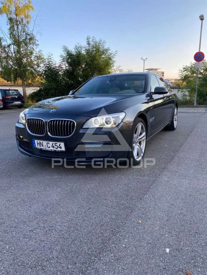 2014 BMW 740