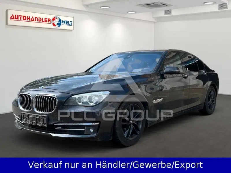 2014 BMW 750