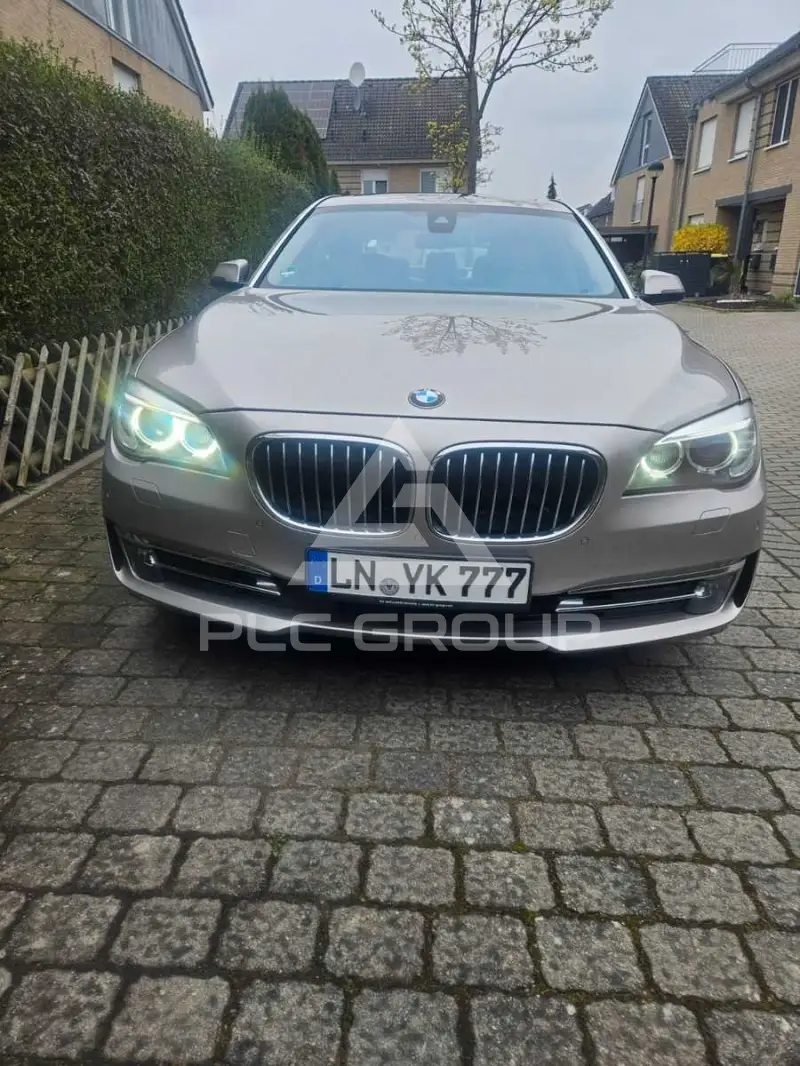 2014 BMW 730