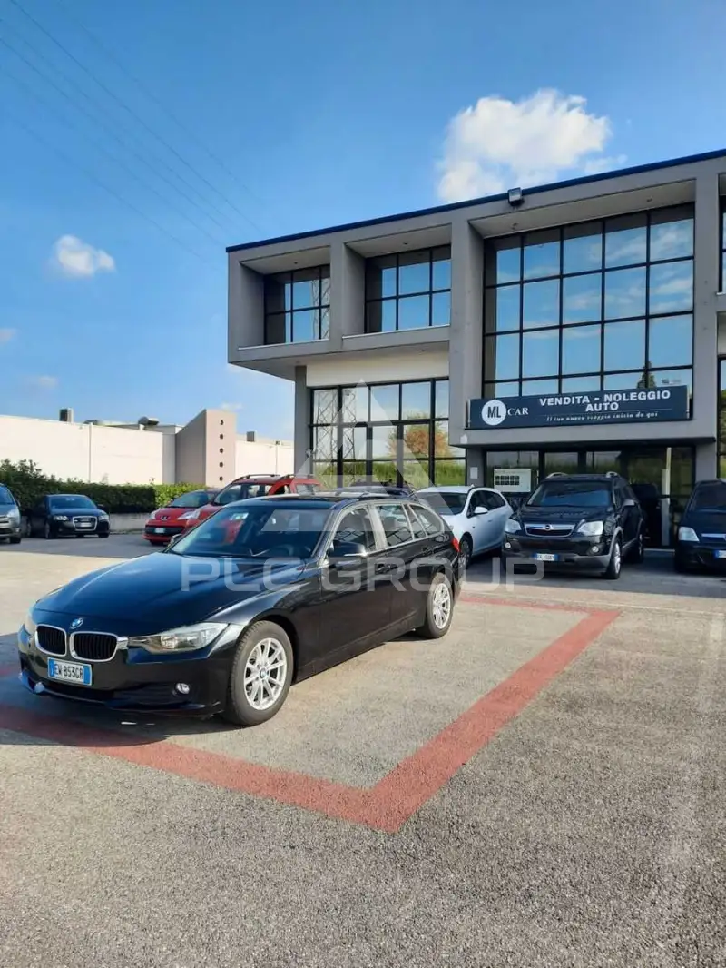 2014 BMW 318