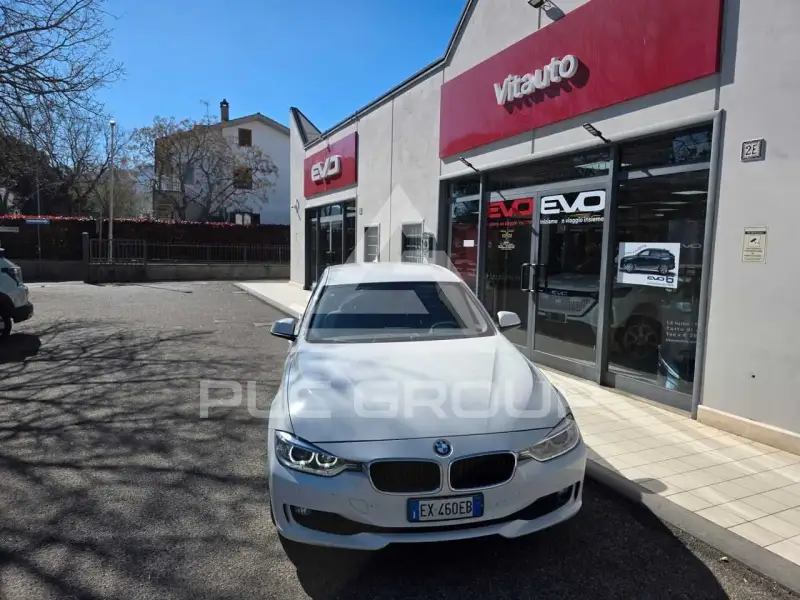 2014 BMW 318