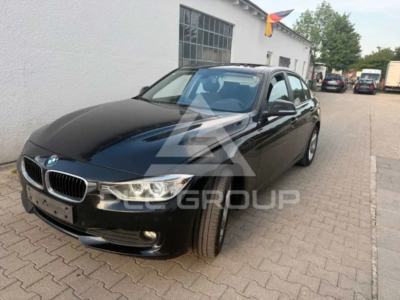 2014 BMW 318