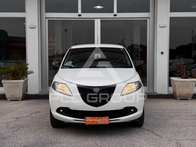 2014 Lancia YPSILON