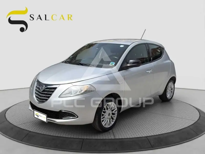 2014 Lancia YPSILON