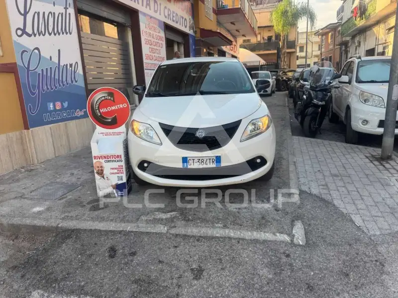 2014 Lancia YPSILON