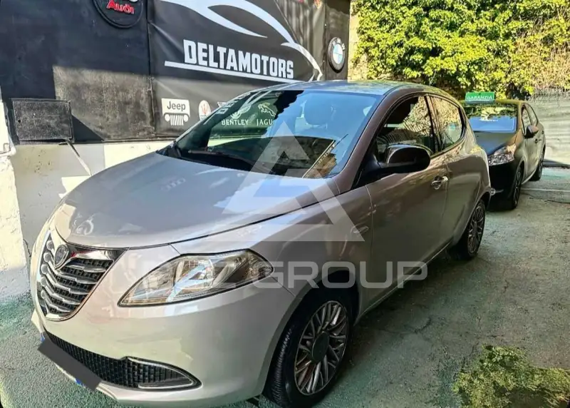2014 Lancia YPSILON