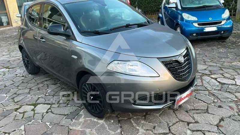 2014 Lancia YPSILON