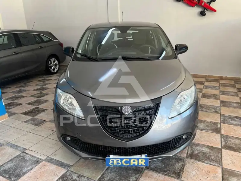 2014 Lancia YPSILON